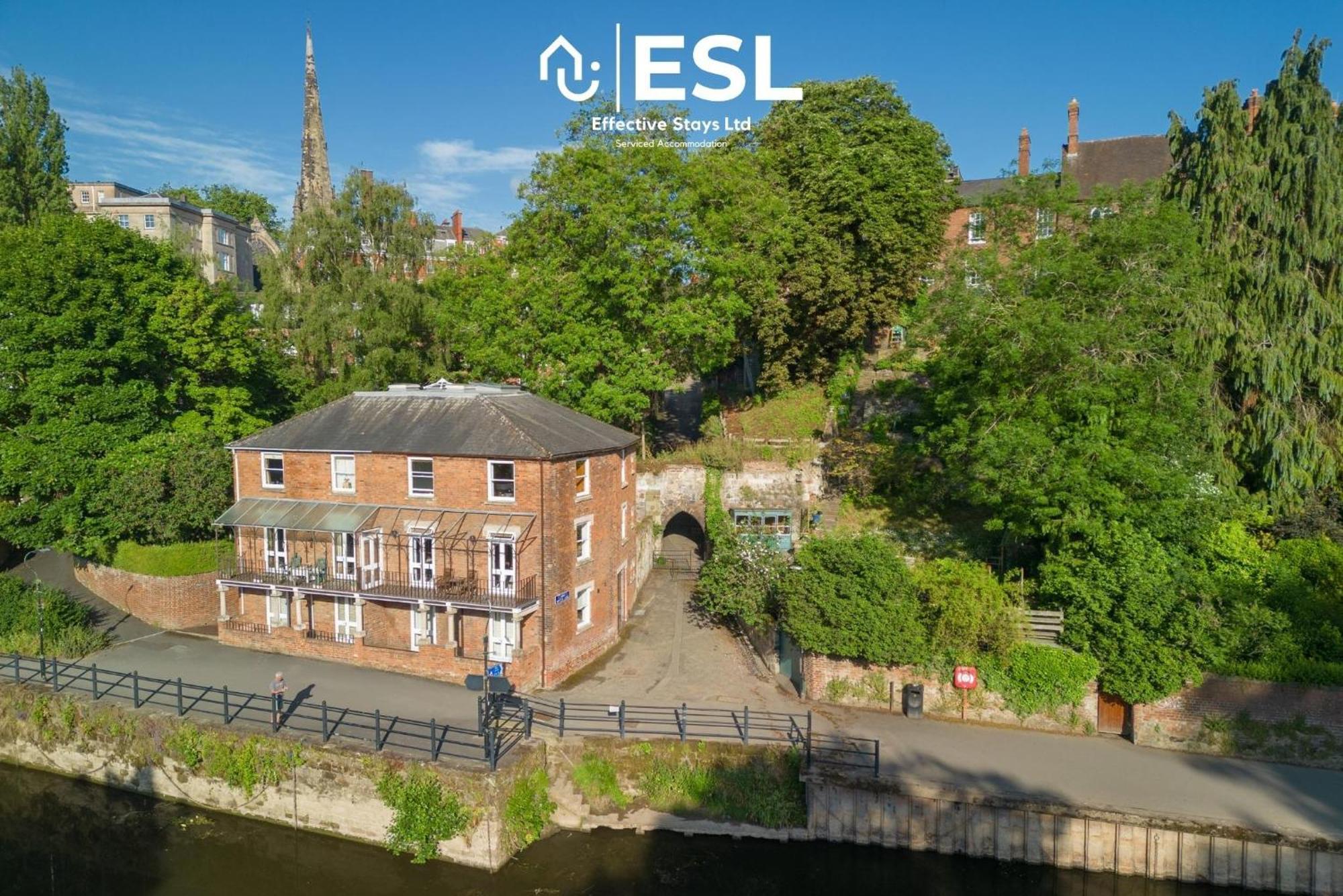 Holiday home Riverside Views - 3 Bedroom House - Town Centre