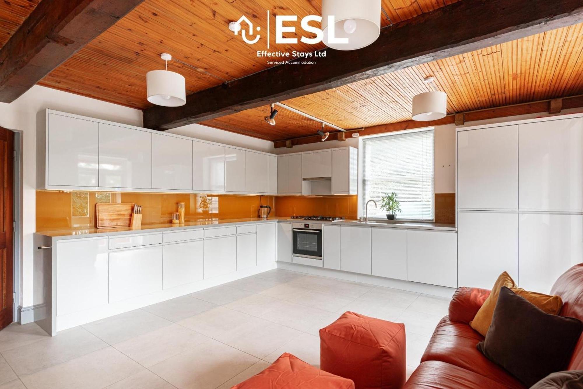 Riverside Views - 3 Bedroom House - Town Centre Holiday home Shrewsbury